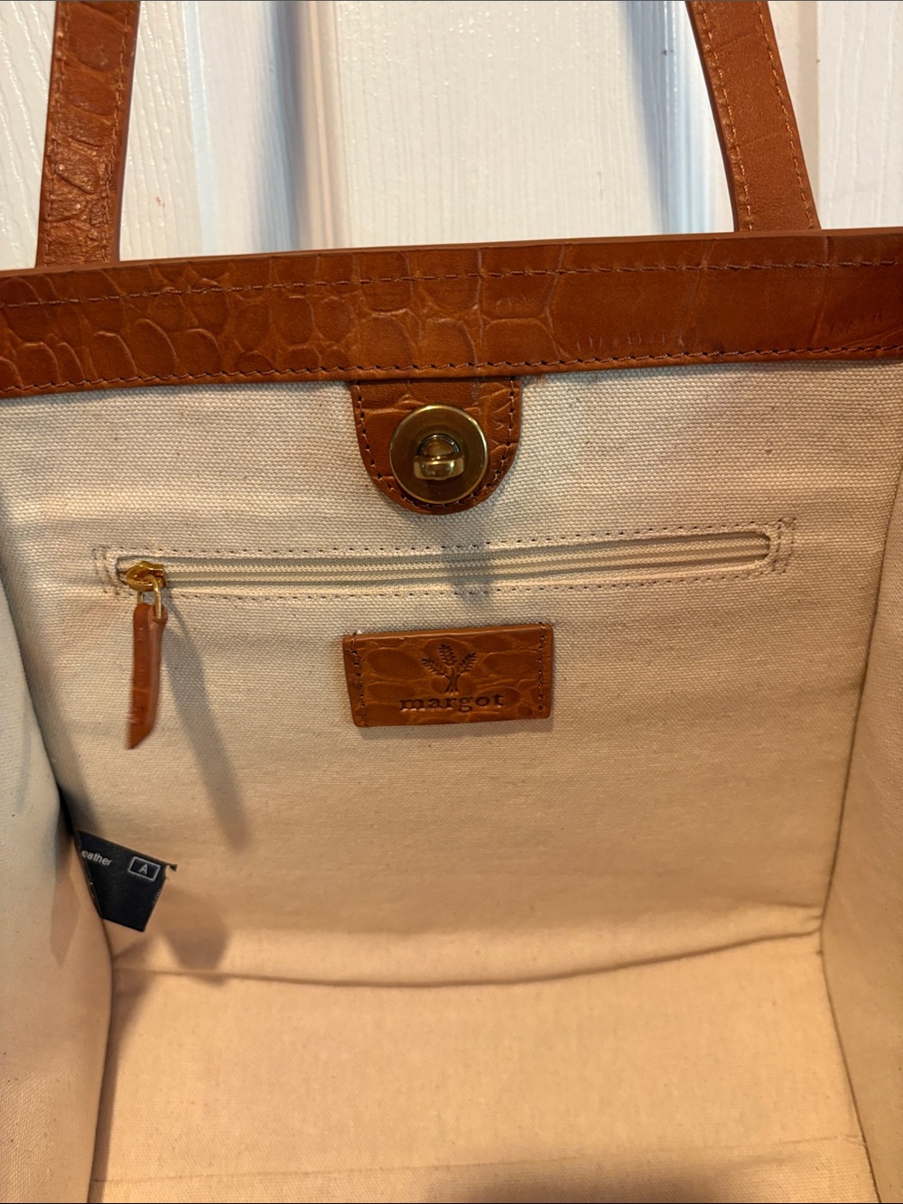 BNWT MARGOT Viral Cognac Croc-Embossed Leather Shoulder Bag Tote - Picture 9 of 16